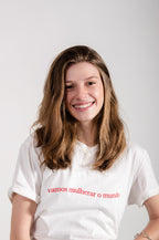 Camiseta Vamos Mulherar o Mundo - Off White