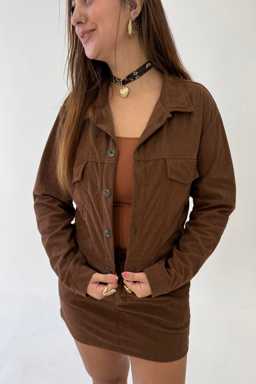 Conjunto Saia + Jaqueta de Cotelê - Marrom