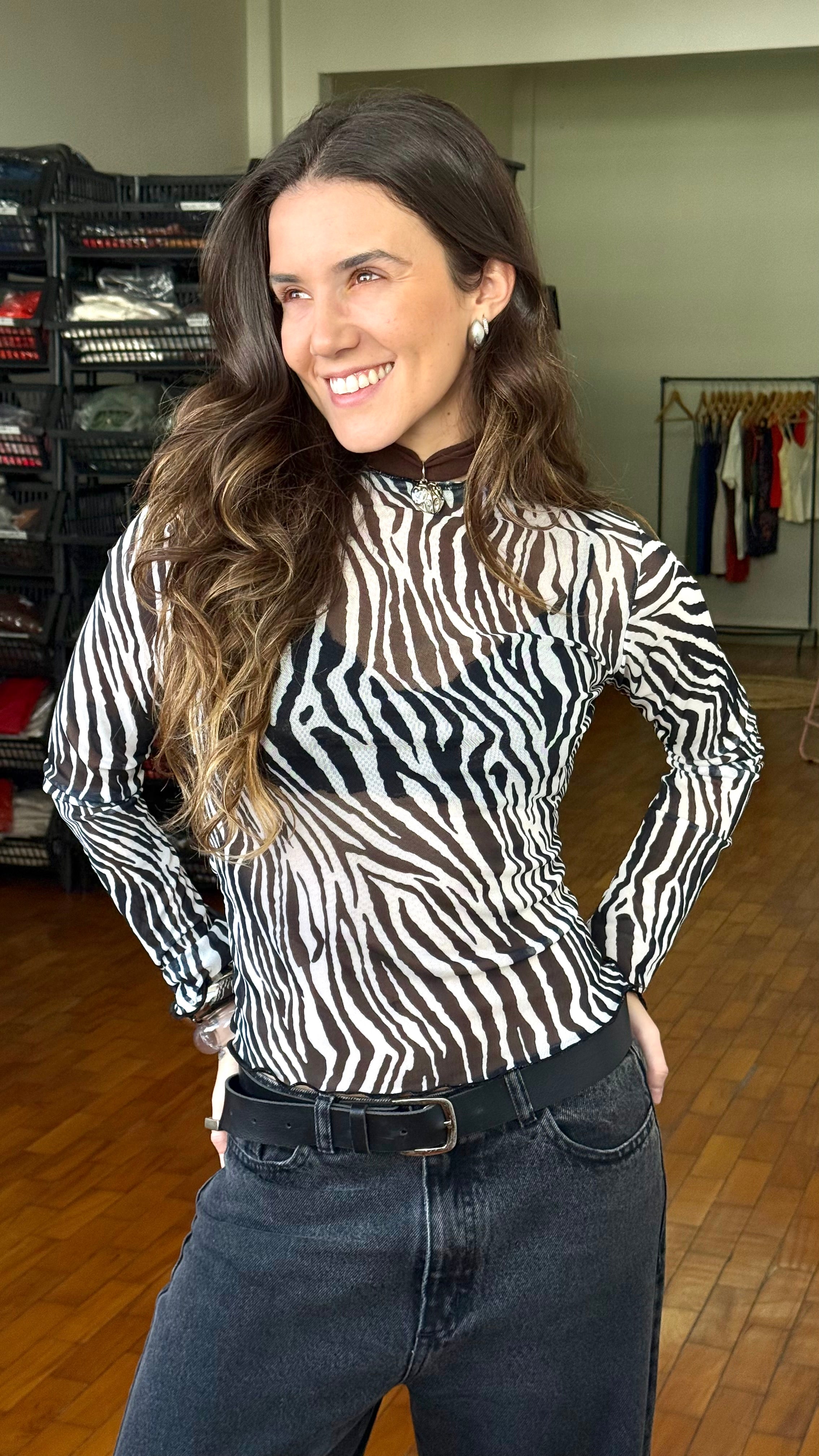 Blusa Tule Manga Comprida - Zebrada