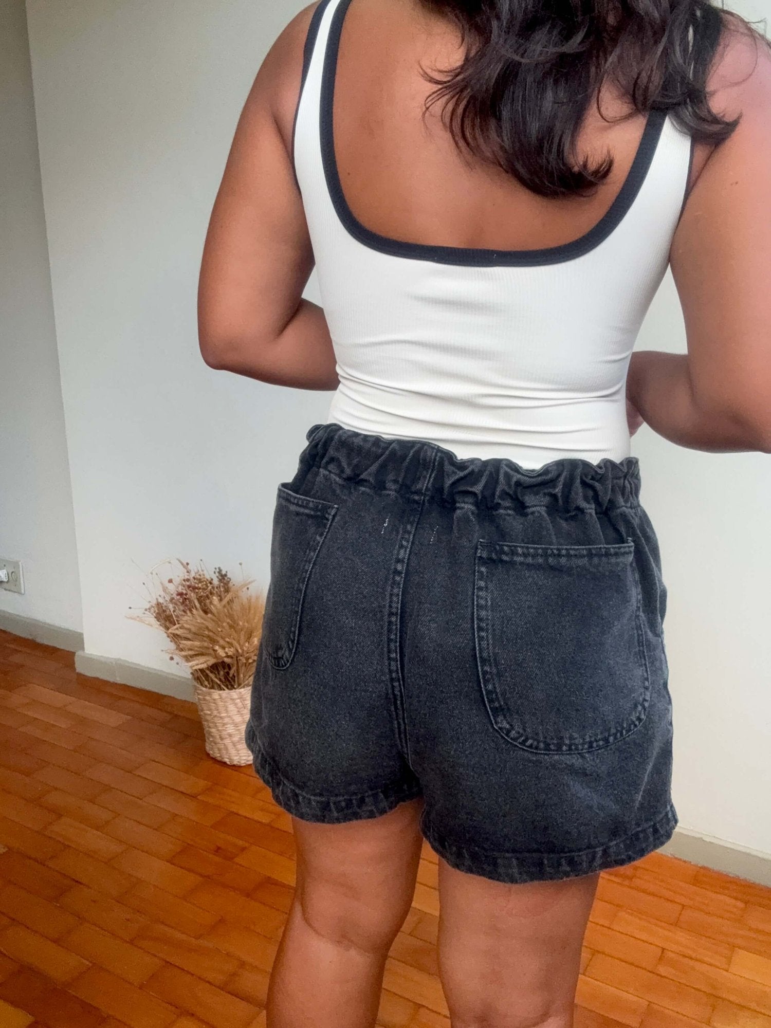 Short Jeans Elástico - Black Jeans