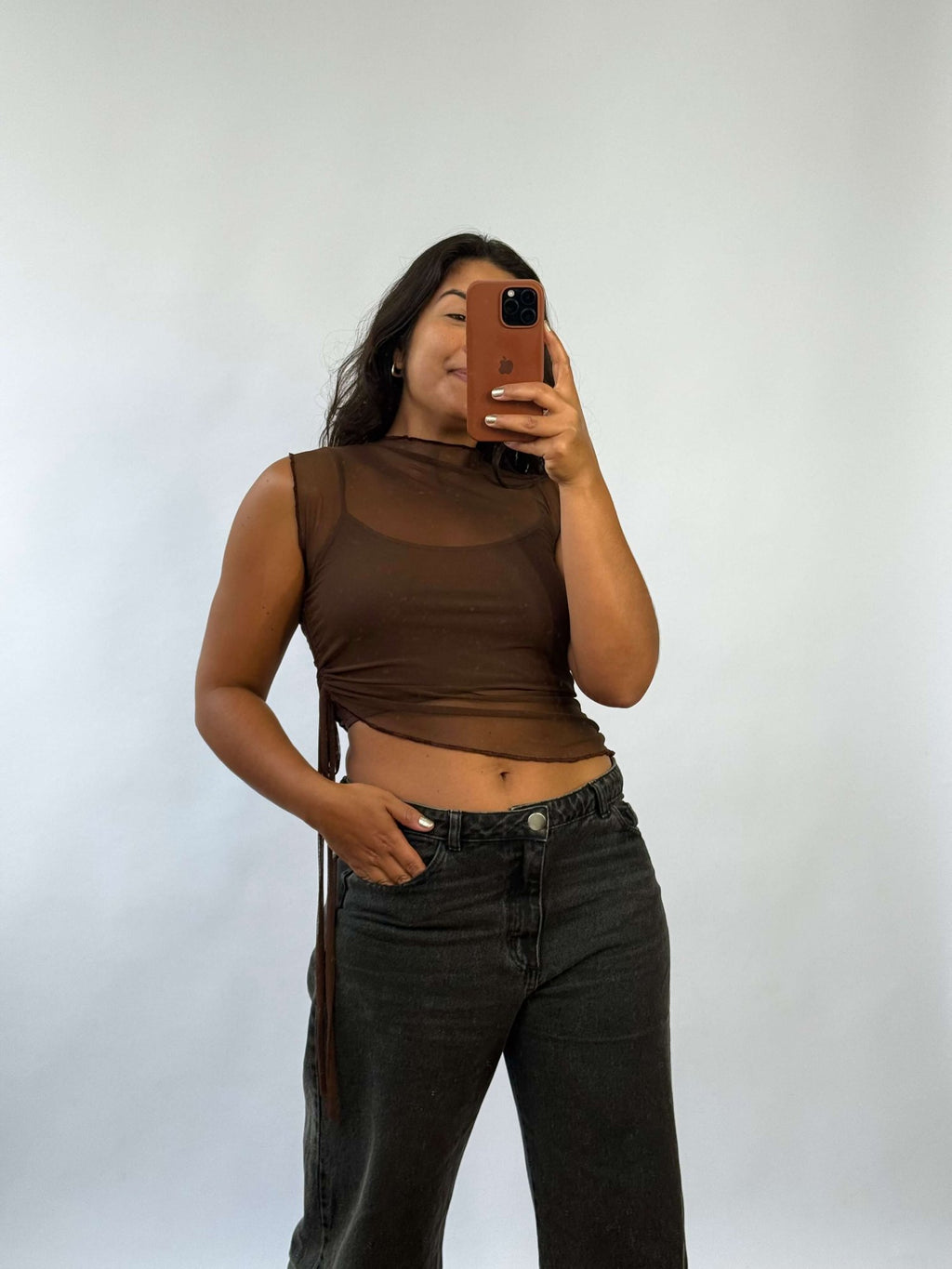 Blusa Tule Assimétrica - Marrom