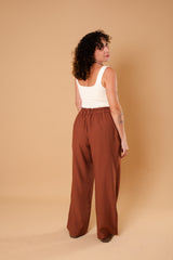 Calça Alfaiataria Essence - Marrom