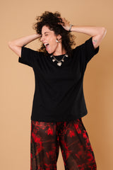 Camiseta Básica Over - Preta