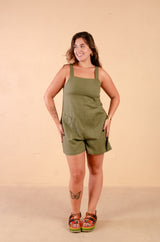 Conjunto 2 Macaquinhos de Linho - Terra e Verde Militar